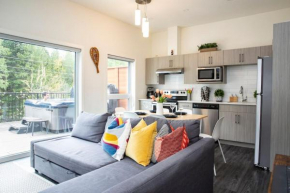 Reved Up & Out - Remarkable Two Bedroom Condo
